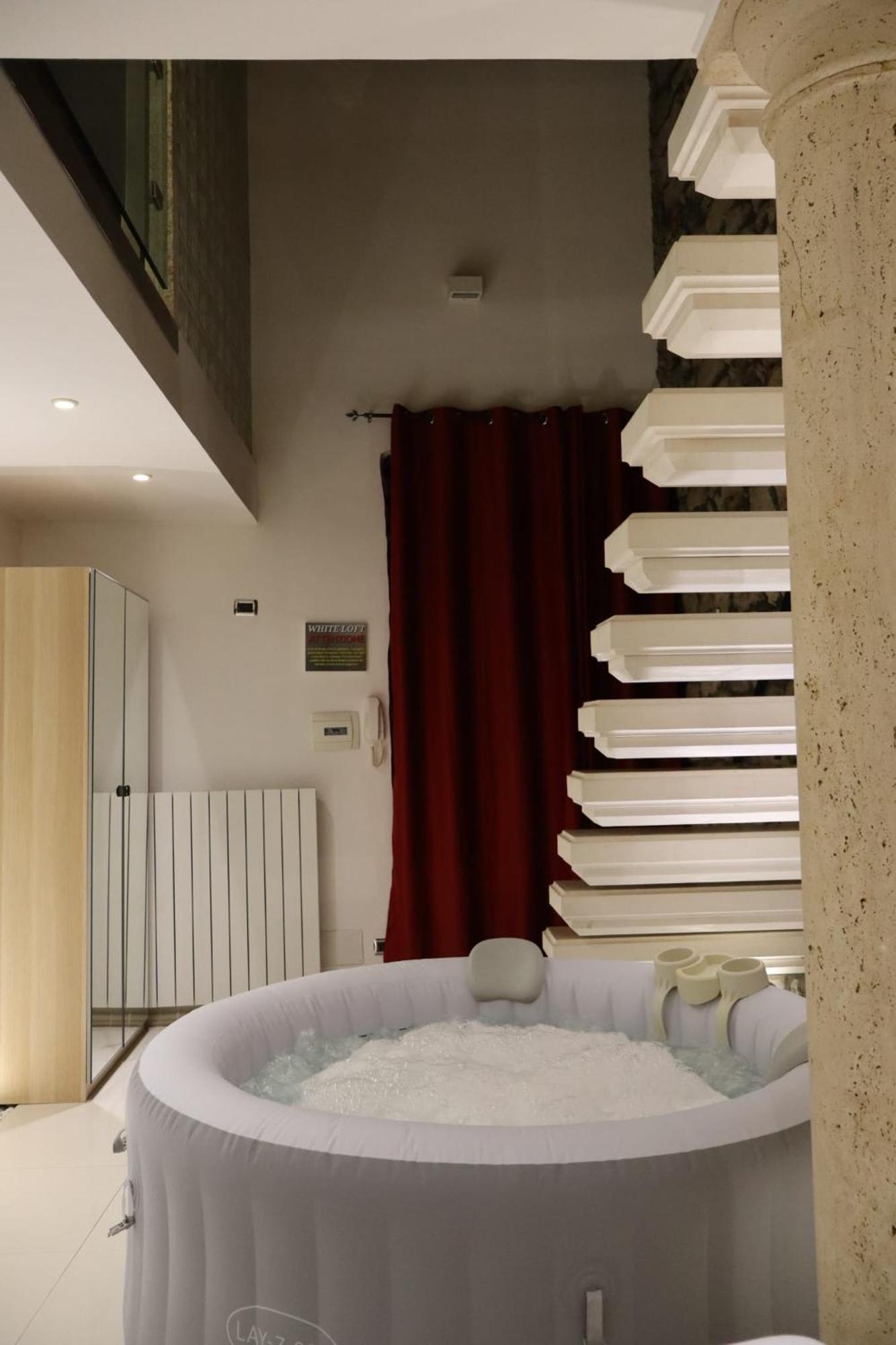 White Loft & Spa Viterbo Luaran gambar
