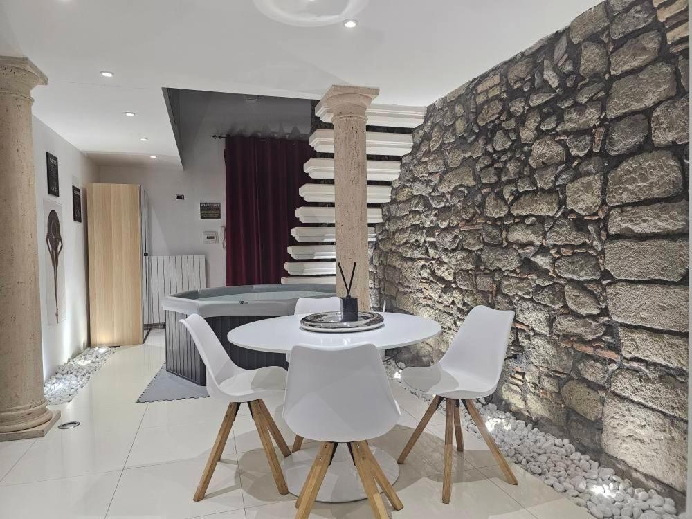White Loft & Spa Viterbo Luaran gambar